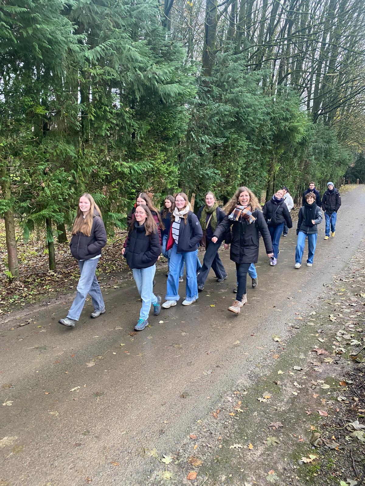 WhatsApp Image 2025-12-07 at 20.34.09